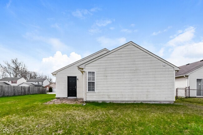 Building Photo - 4206 Village Trace Blvd