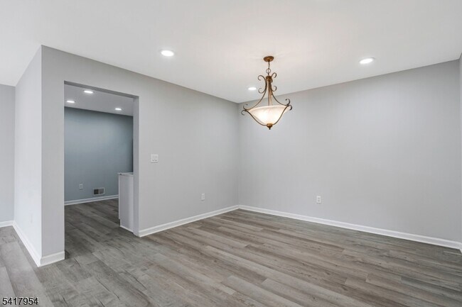 Building Photo - 3505 French Dr