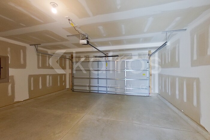 Building Photo - 7021 Peppermill Way