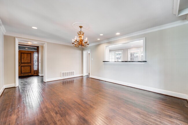 Building Photo - 4520 Westway Ave