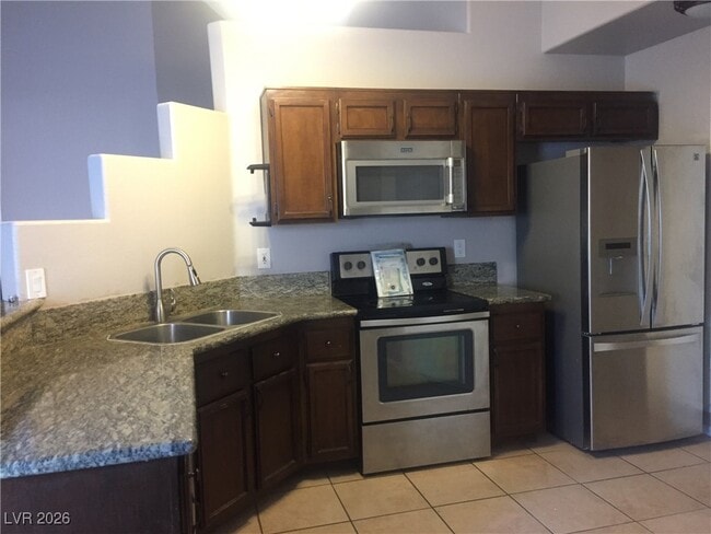 Building Photo - 229 Coconut Grove Ct