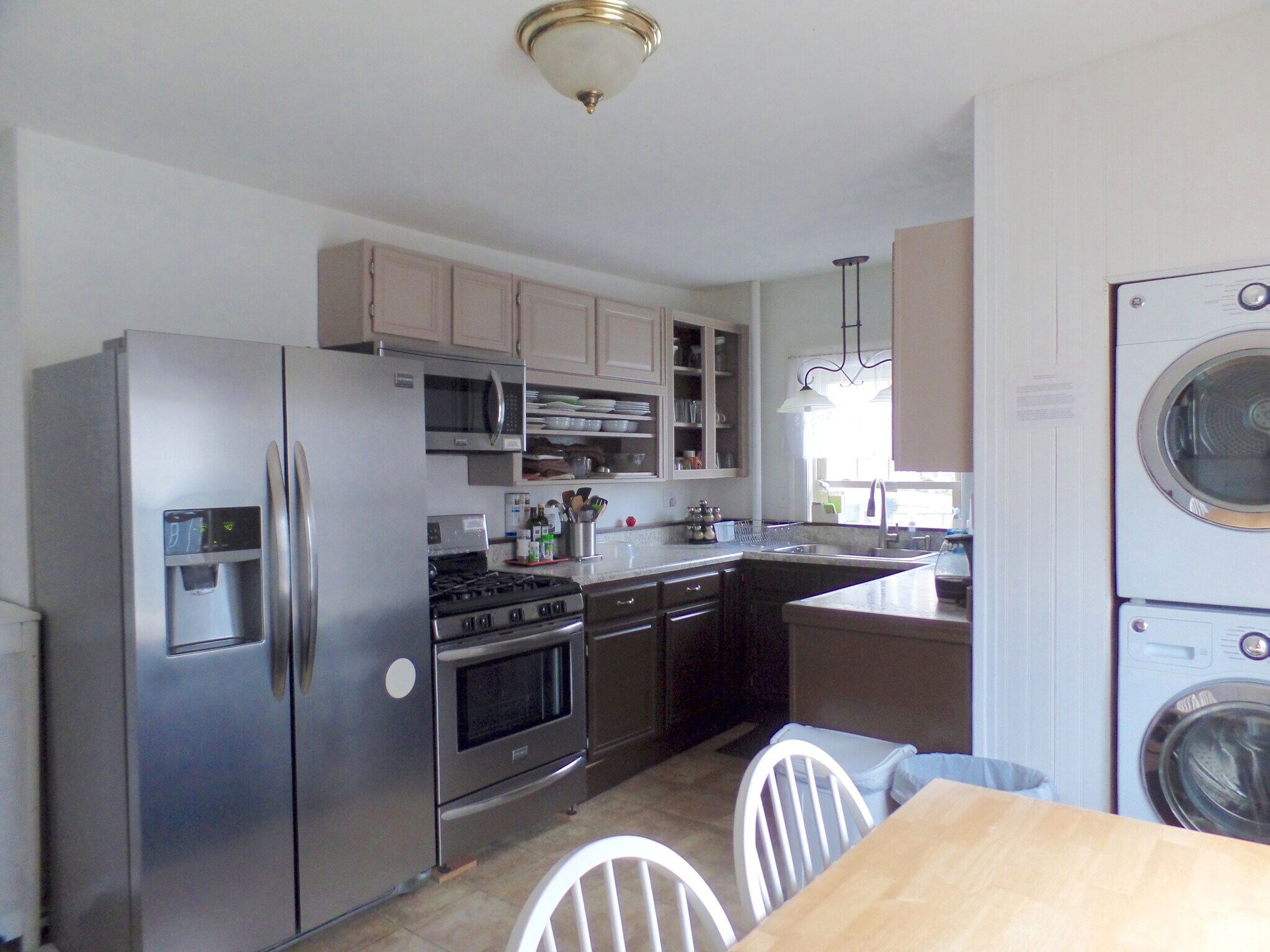 Building Photo - 34 Capen St