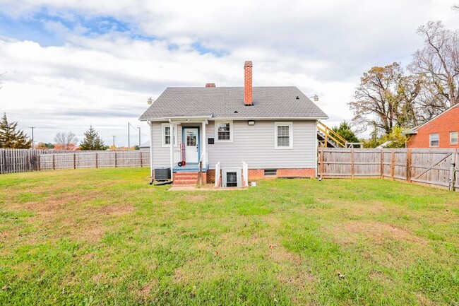 Building Photo - 9288 Chamberlayne Rd