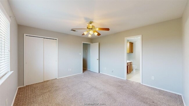 Building Photo - 15214 Meredith Ln