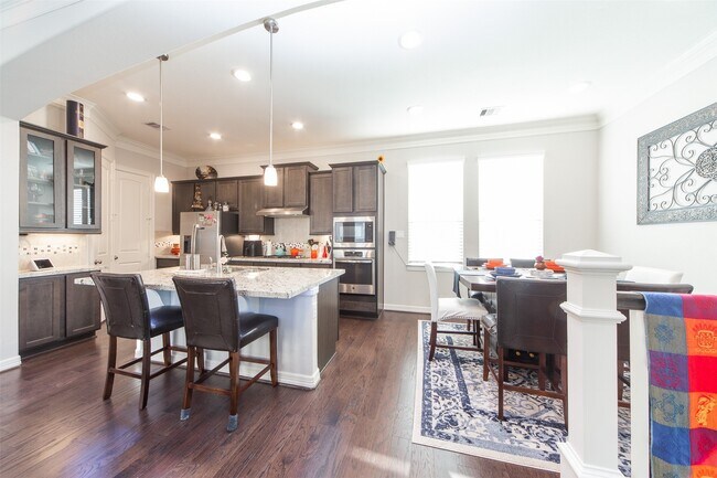 Building Photo - 12258 Oxford Cres Cir