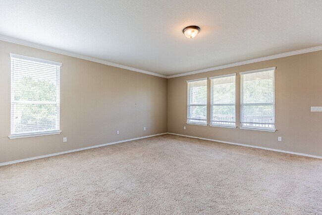Building Photo - 12939 Texas Gold