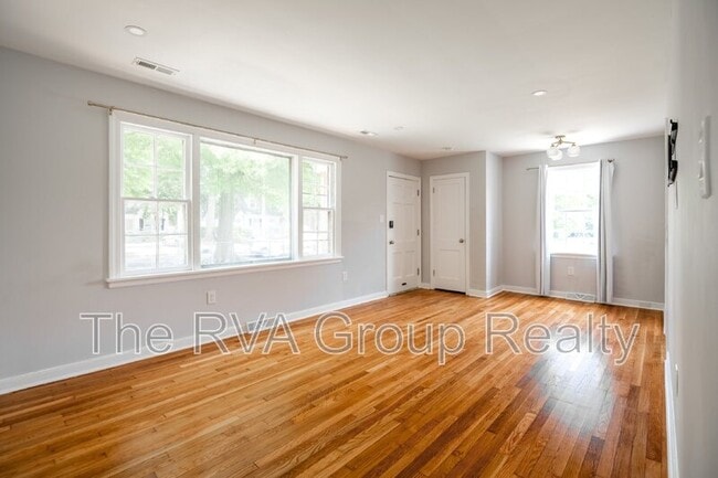 Building Photo - 1023 Fourqurean Ln