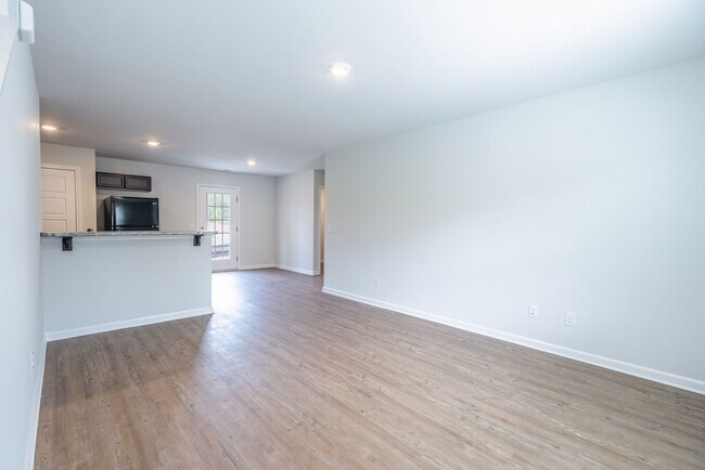 Building Photo - Oglethorpe Landing