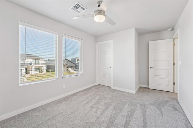 Building Photo - 520 NW 176th Terrace