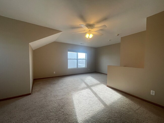 Building Photo - Home for rent in Papillion