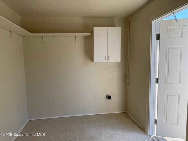 Building Photo - 21 Rosevere Way