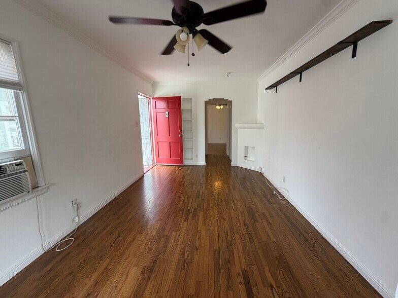 Building Photo - 4126 Monroe St