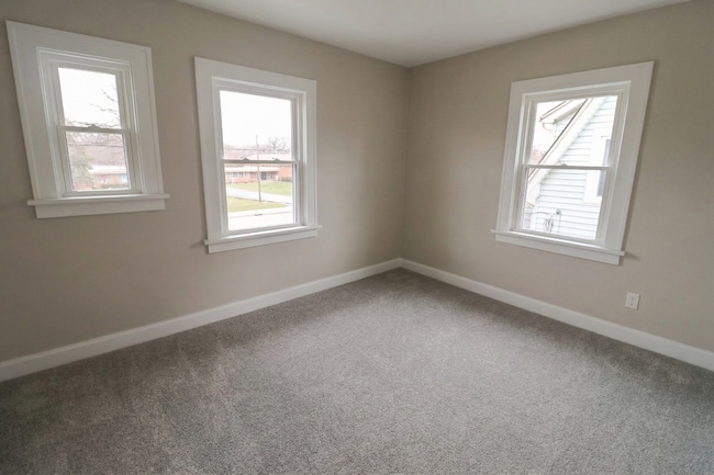 Building Photo - 4287 Rocky River Dr