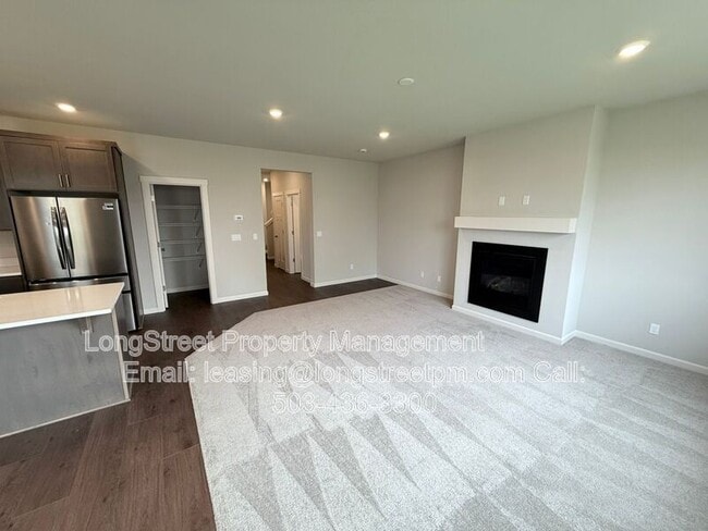 Building Photo - 5954 Henshaw St SE