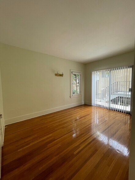 Bedroom No 2 - 324 S Coronado St
