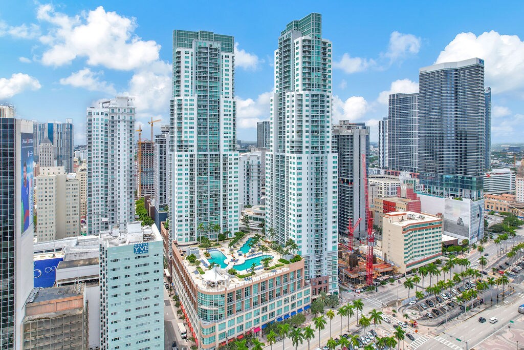 Building Photo - 244 Biscayne Blvd