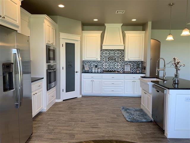 Building Photo - 5380 NE Snowy Owl Rd