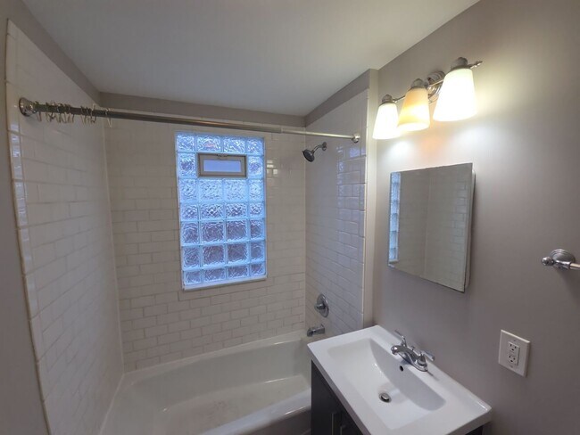 Building Photo - 2139/2141 N 55th St