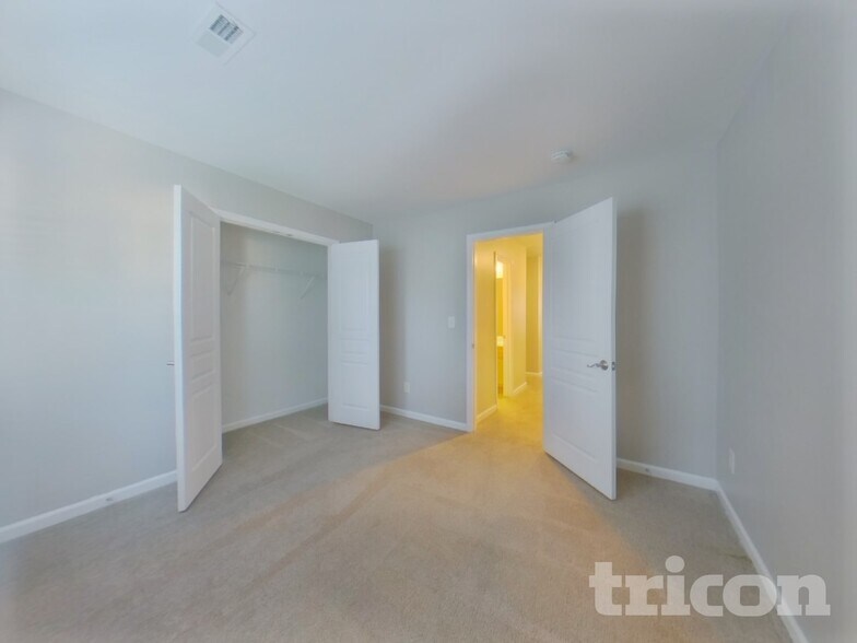 Building Photo - 19407 Fridley Ln