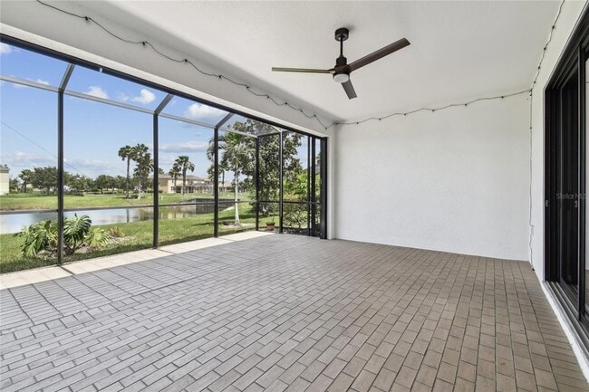 Building Photo - 5303 Moon Shell Dr