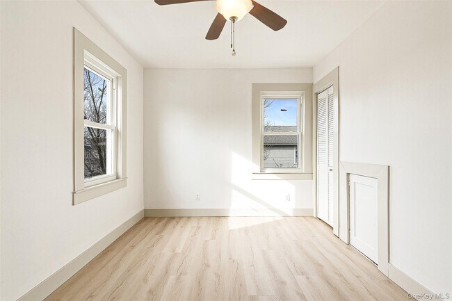 Building Photo - 93-01 71st Ave