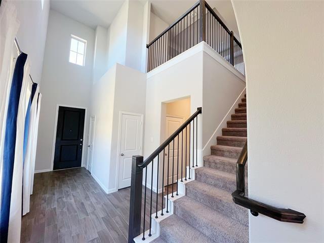 Building Photo - 816 Brenham Ave