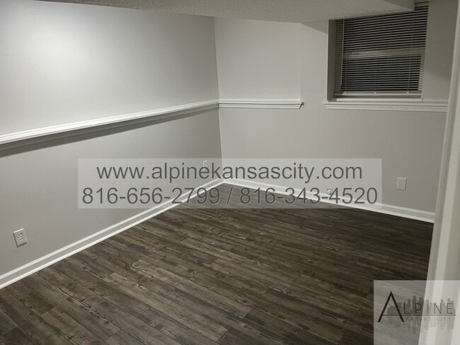 Building Photo - 2 Units Available Across from Congress Mid...