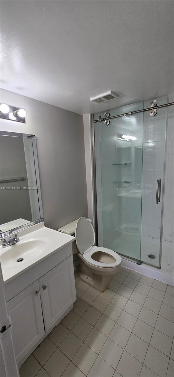 Building Photo - 8901 Wiles Rd