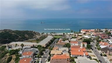 Building Photo - 210 Avenida Calafia