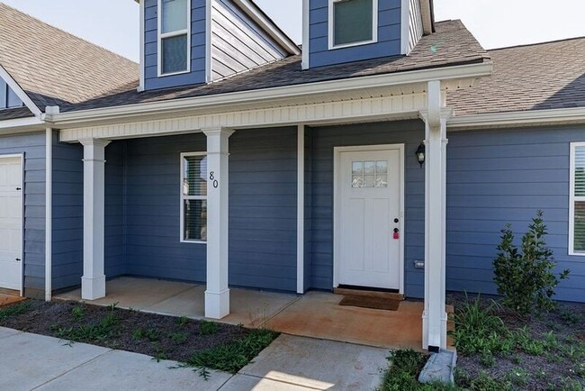 Building Photo - 80 Creek Haven Dr