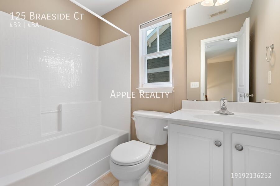 Building Photo - 125 Braeside Ct