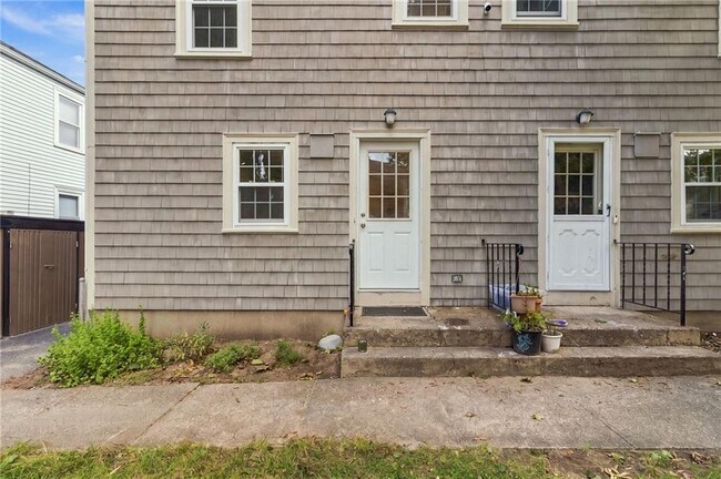 Building Photo - 258 Lowden St