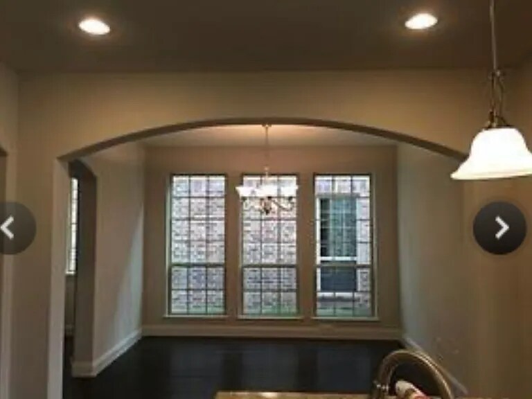 Building Photo - 508 Highwood Trail