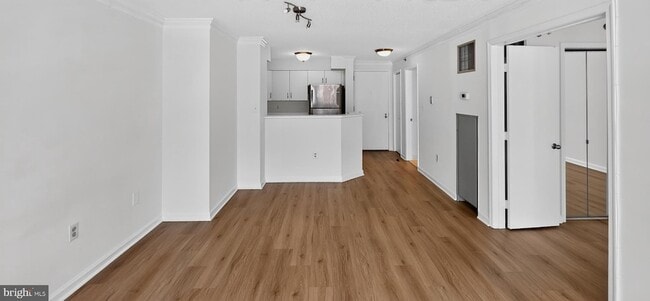 Building Photo - 1230 23rd St NW