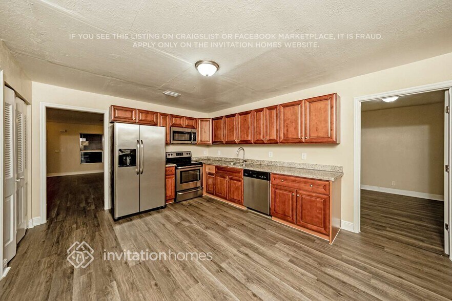 Building Photo - 6000 Westfall Rd