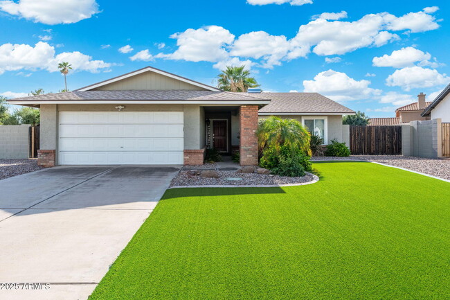 Building Photo - 15430 N 51st Pl