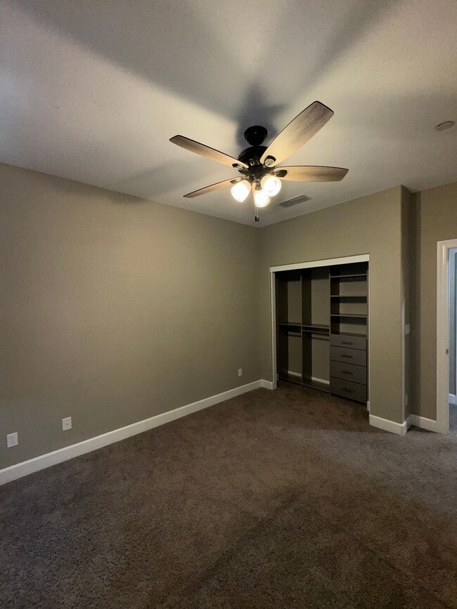 Building Photo - A Great House to Call Home!