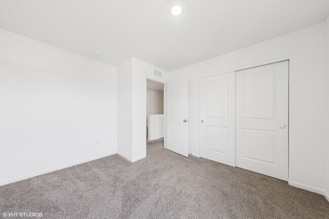 Building Photo - 411 Stockton Dr