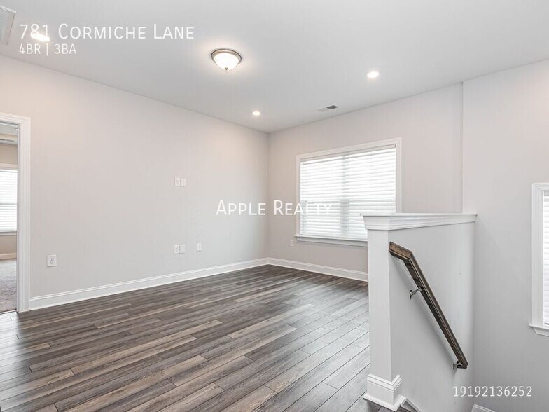 Building Photo - 781 Cormiche Ln