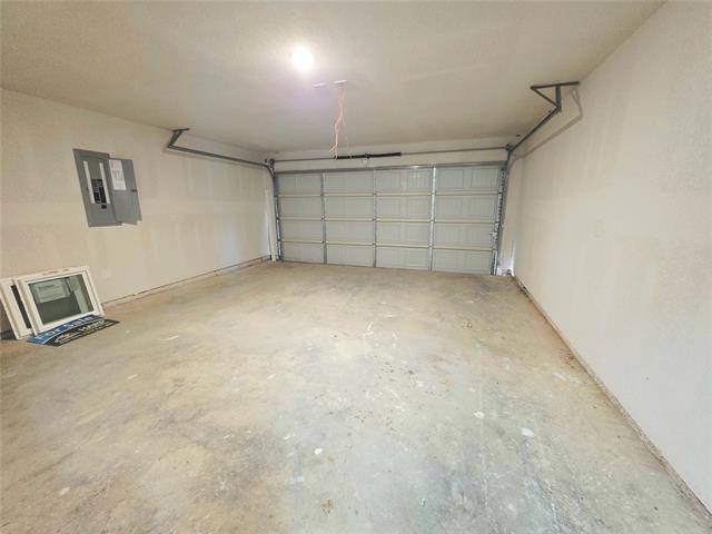 Building Photo - 1045 Springview Ln