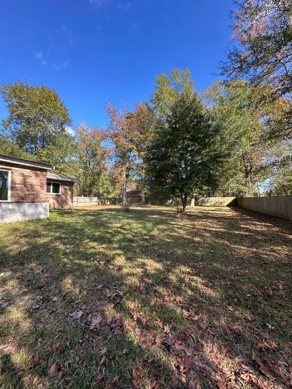 Building Photo - 6838 Apona St