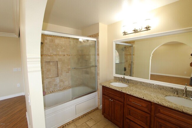 Building Photo - 15329 Bambi Ct