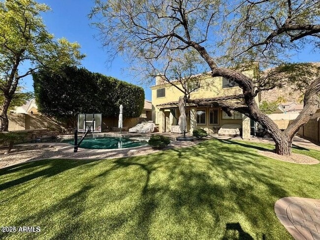 Building Photo - 1405 E Goldenrod St