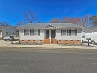 Building Photo - 5 Paris Creek Ct