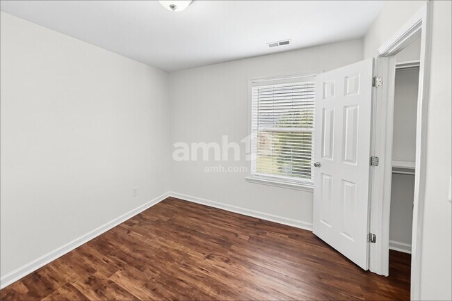 Building Photo - 1364 Saybrook Xing