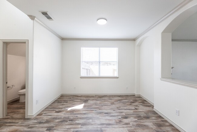 Building Photo - 32506 Rosella Ln