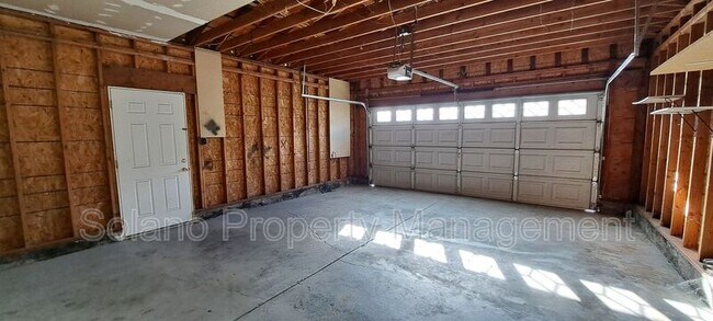 Building Photo - 355 Spindrift Way