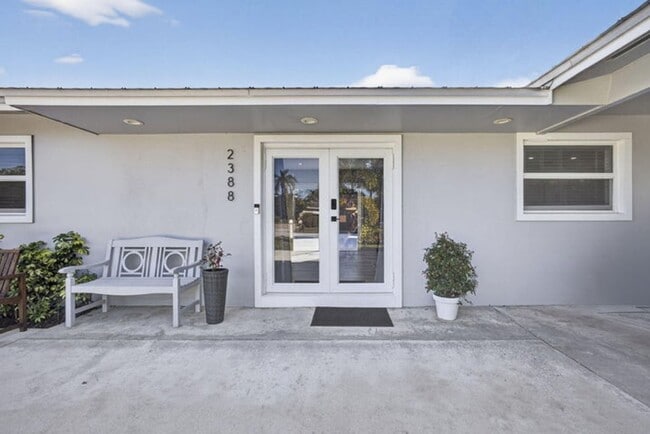 Building Photo - 2388 S Wallen Dr