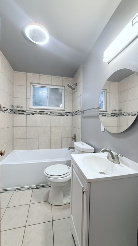 Building Photo - 136 Orchard Dr