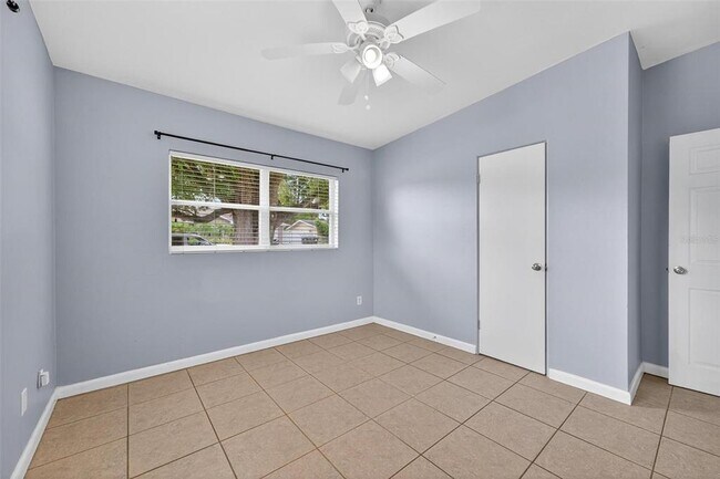 Building Photo - 3015 Tampico Dr
